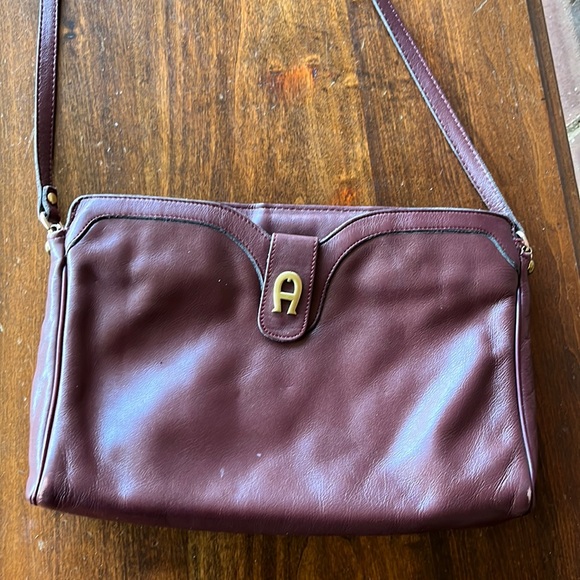 Vintage Etienne Aigner Leather Purse - Picture 1 of 14